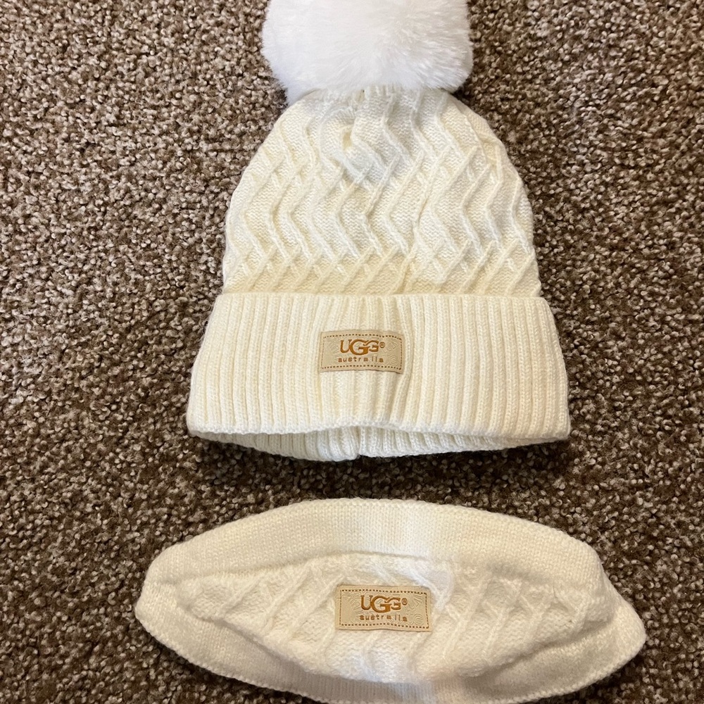 Ugg hat and Removable facemask